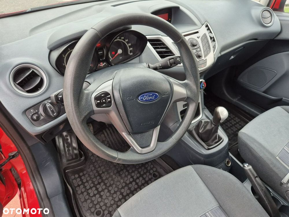 Ford Fiesta 1.25 Trend - 12