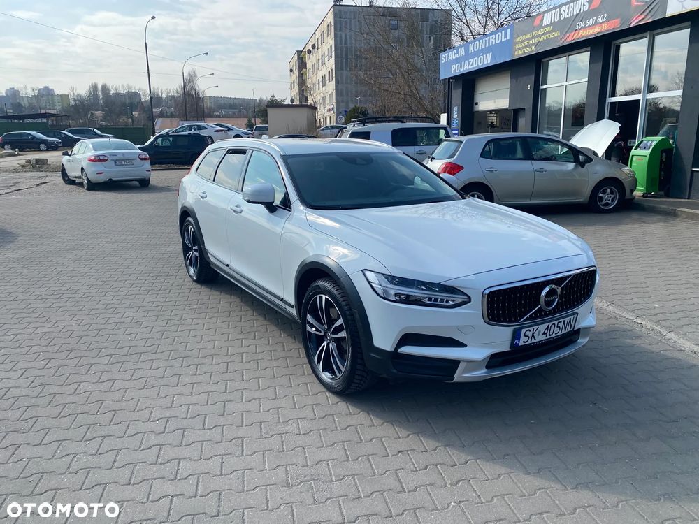 Volvo V90 D5 AWD Momentum - 3