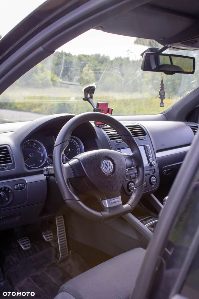 Volkswagen Golf 2.0 TSI GTI - 8