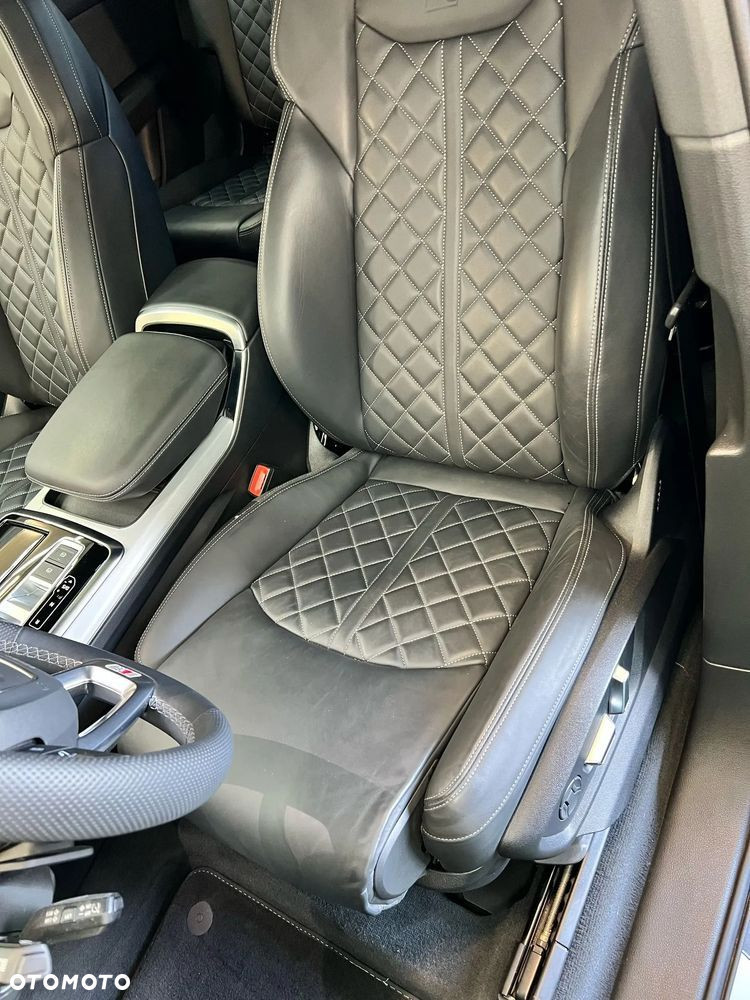 Audi Q7 - 10