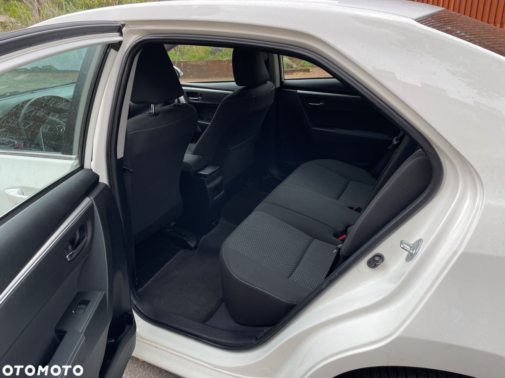 Toyota Corolla 1.6 Prestige - 3