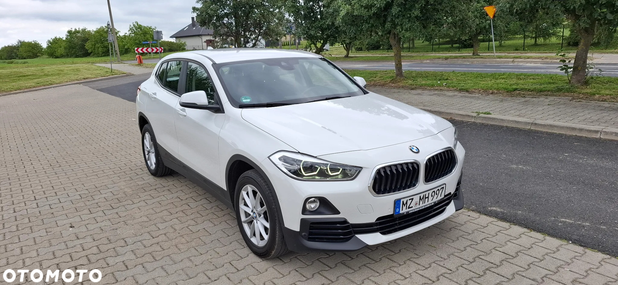 BMW X2 sDrive18d Business Edition - 3