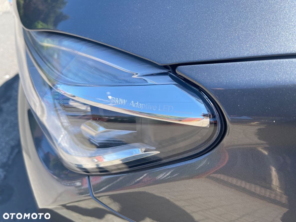 BMW Seria 7 750Li xDrive - 29
