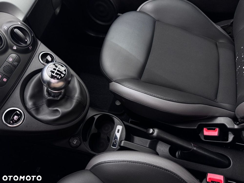 Fiat 500 1.0 Hybrid Connect - 25