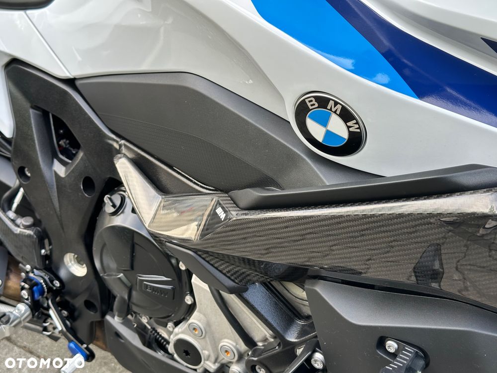 BMW S - 23
