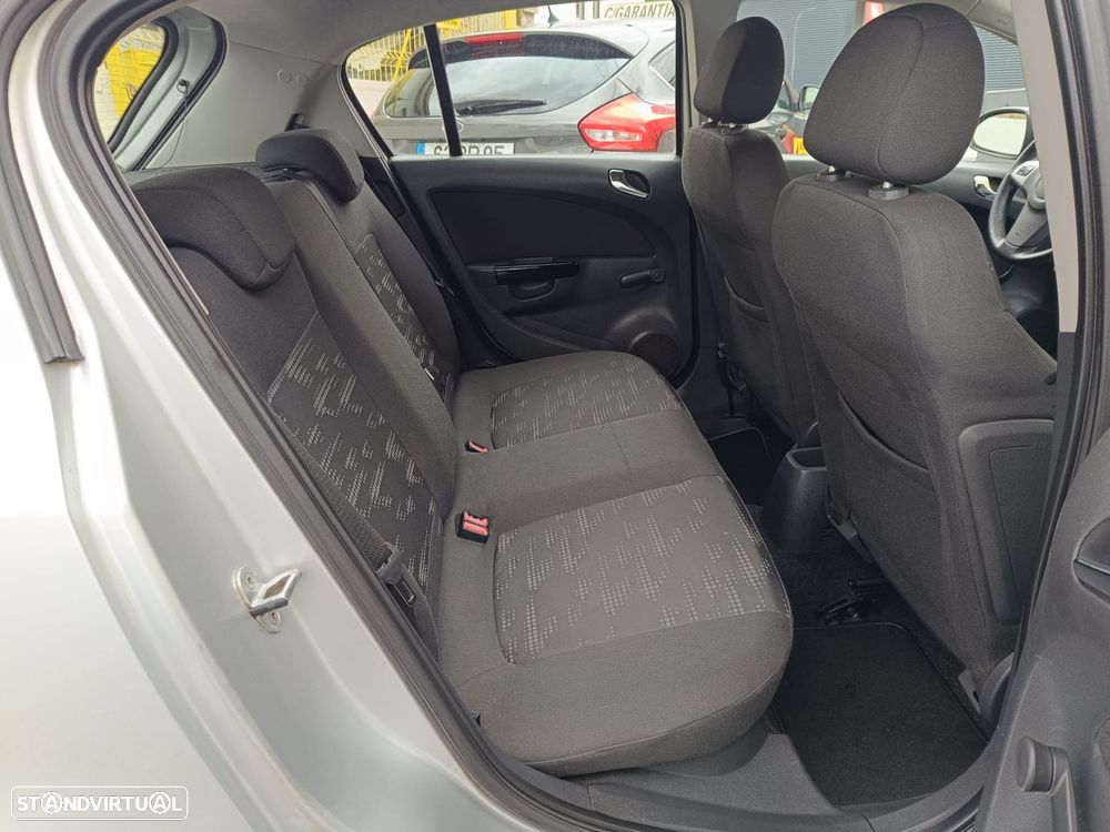 Opel Corsa 1.2 City FlexFuel - 15