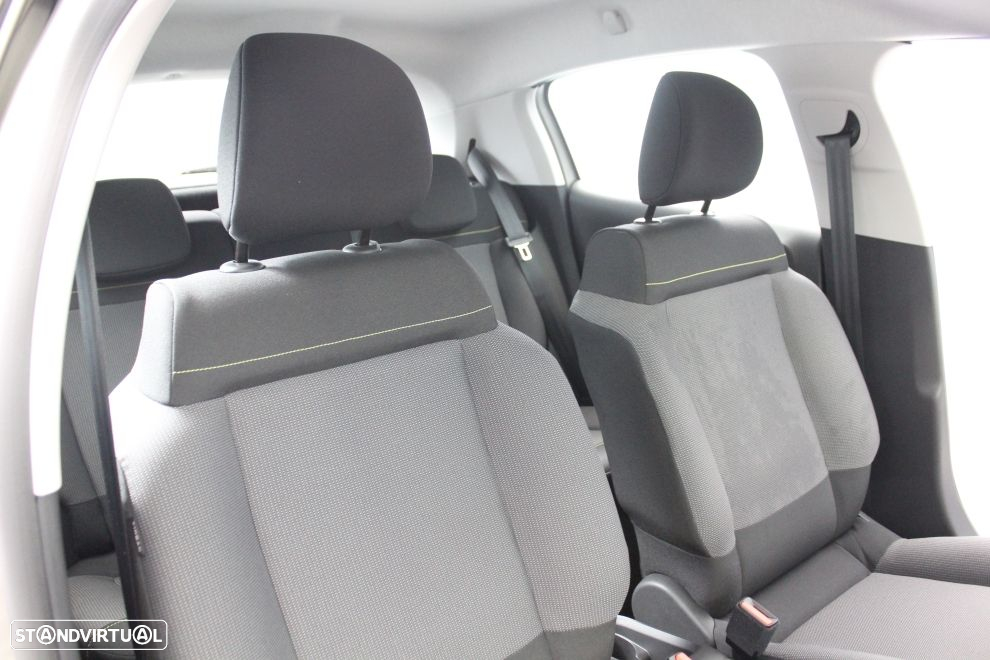 Citroën C3 1.2 PureTech C-Series - 12