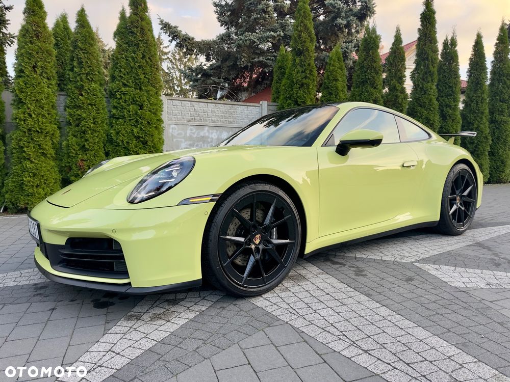 Porsche 911 Carrera - 20