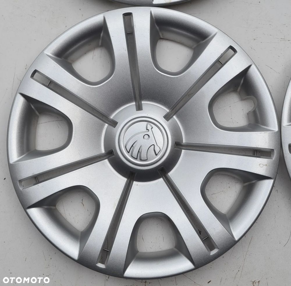 ORYGINALNE KOŁPAKI OEM SKODA 14 CALI x4szt. K-695 - 4