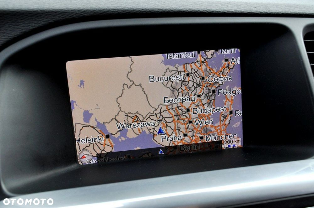 Volvo V60 D2 Momentum - 27