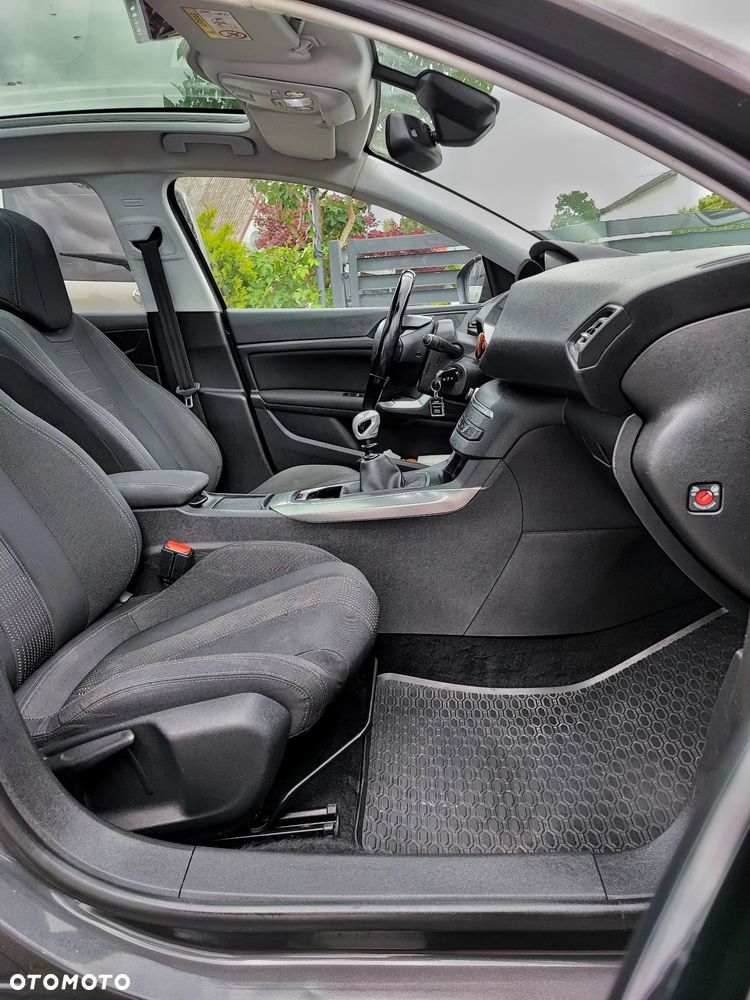 Peugeot 308 1.6 BlueHDi Allure S&S - 10