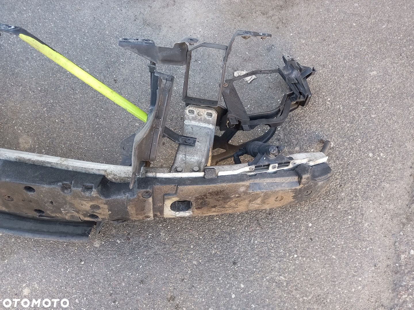 Wzmocnienie czołowe belka spryski BMW E60 E61 - 4