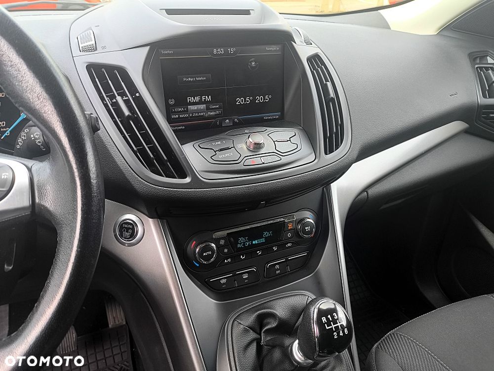 Ford Kuga 2.0 TDCi 2x4 SYNC - 38