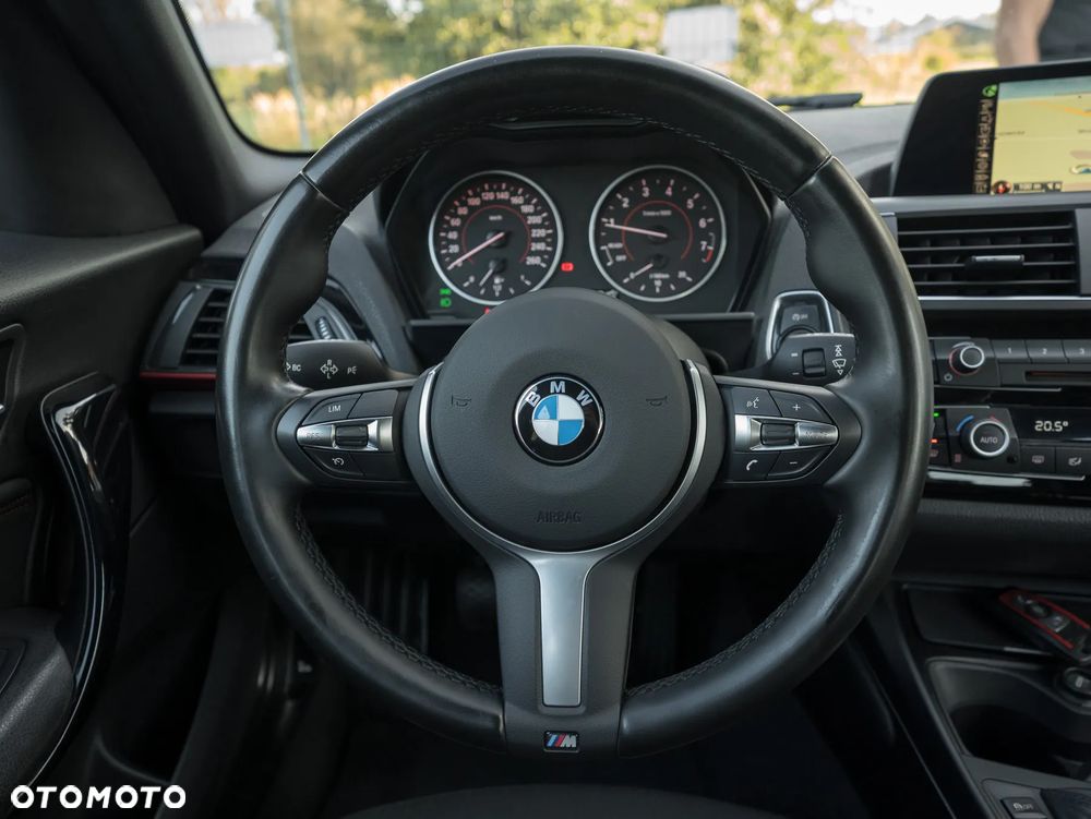 BMW Seria 1 120i Sport Line - 23