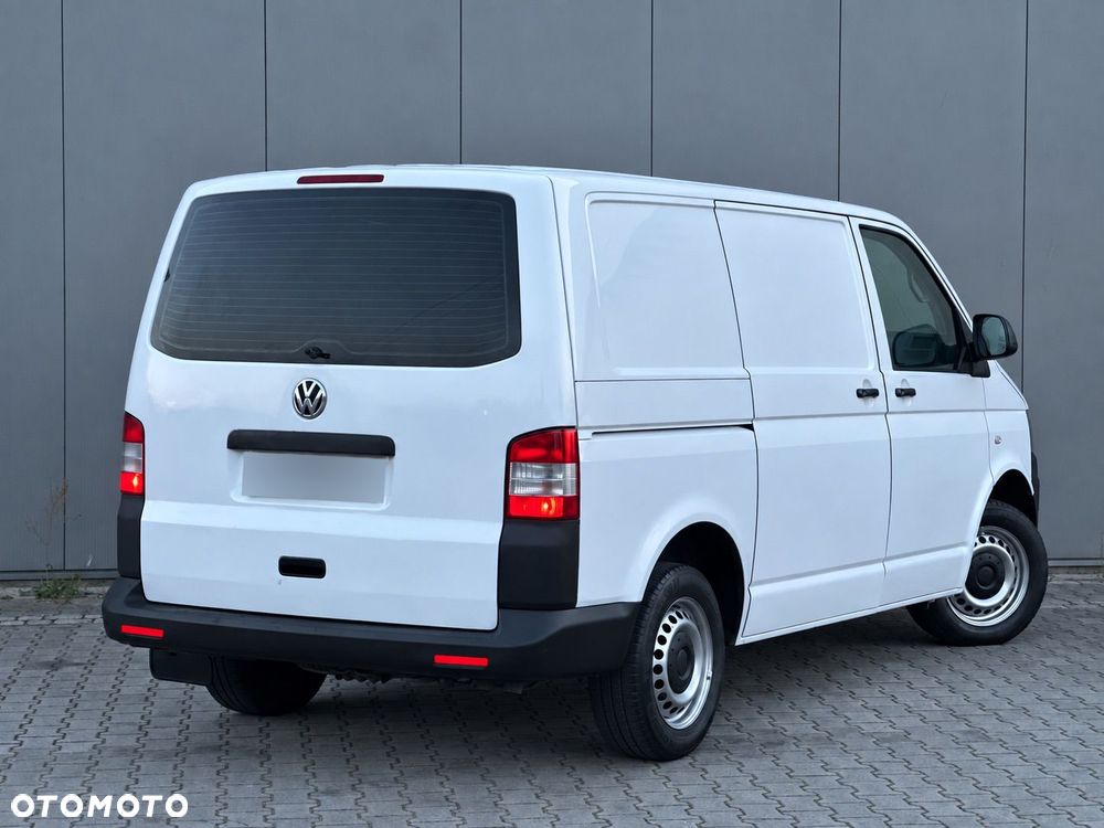 Volkswagen Transporter T5 - 5