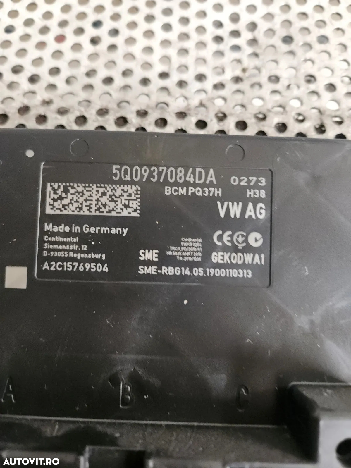 Modul Calculator Confort BCM Vw Seat Skoda An 2018-2019-2020-2021-2022-2023 Cod 5QDA Superb Octavia - 5