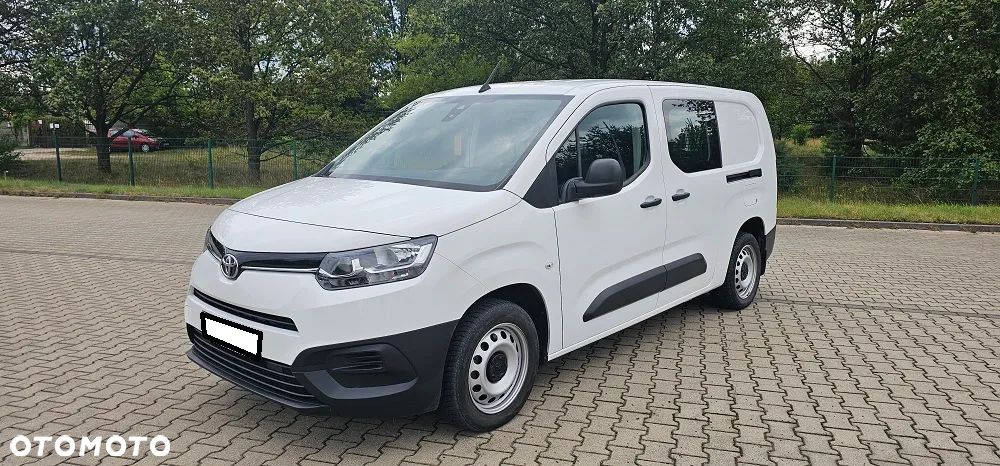 Toyota Proace City 1.5 D-4D Long 2,3t Active (bryg.) - 1