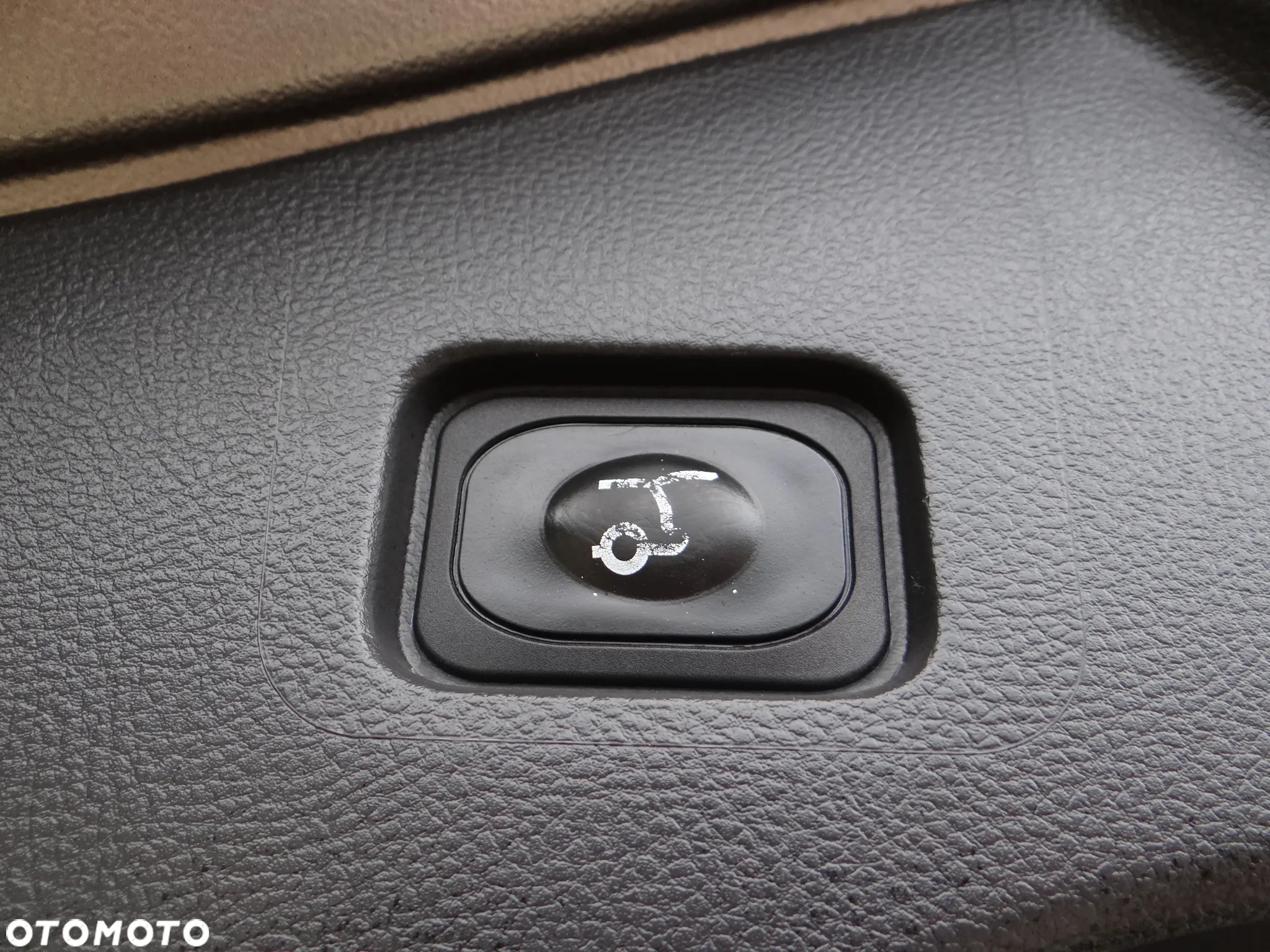 Ford Mondeo Turnier 2.0 EcoBlue Titanium - 28