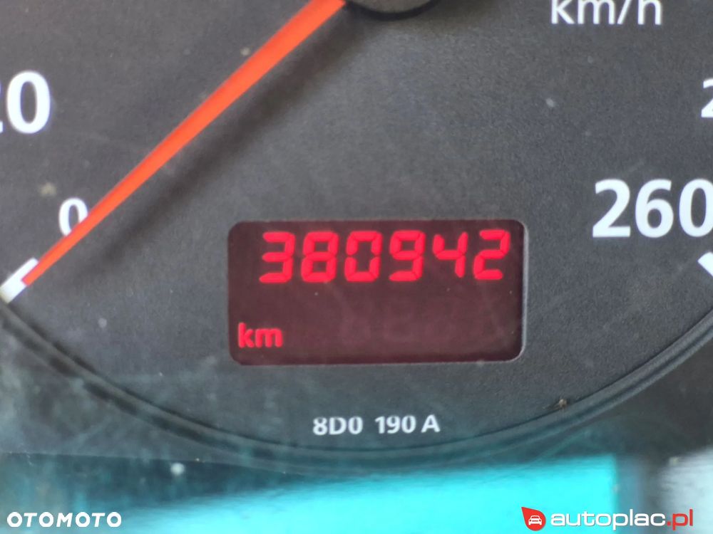 Audi A4 Avant 1.8 - 6