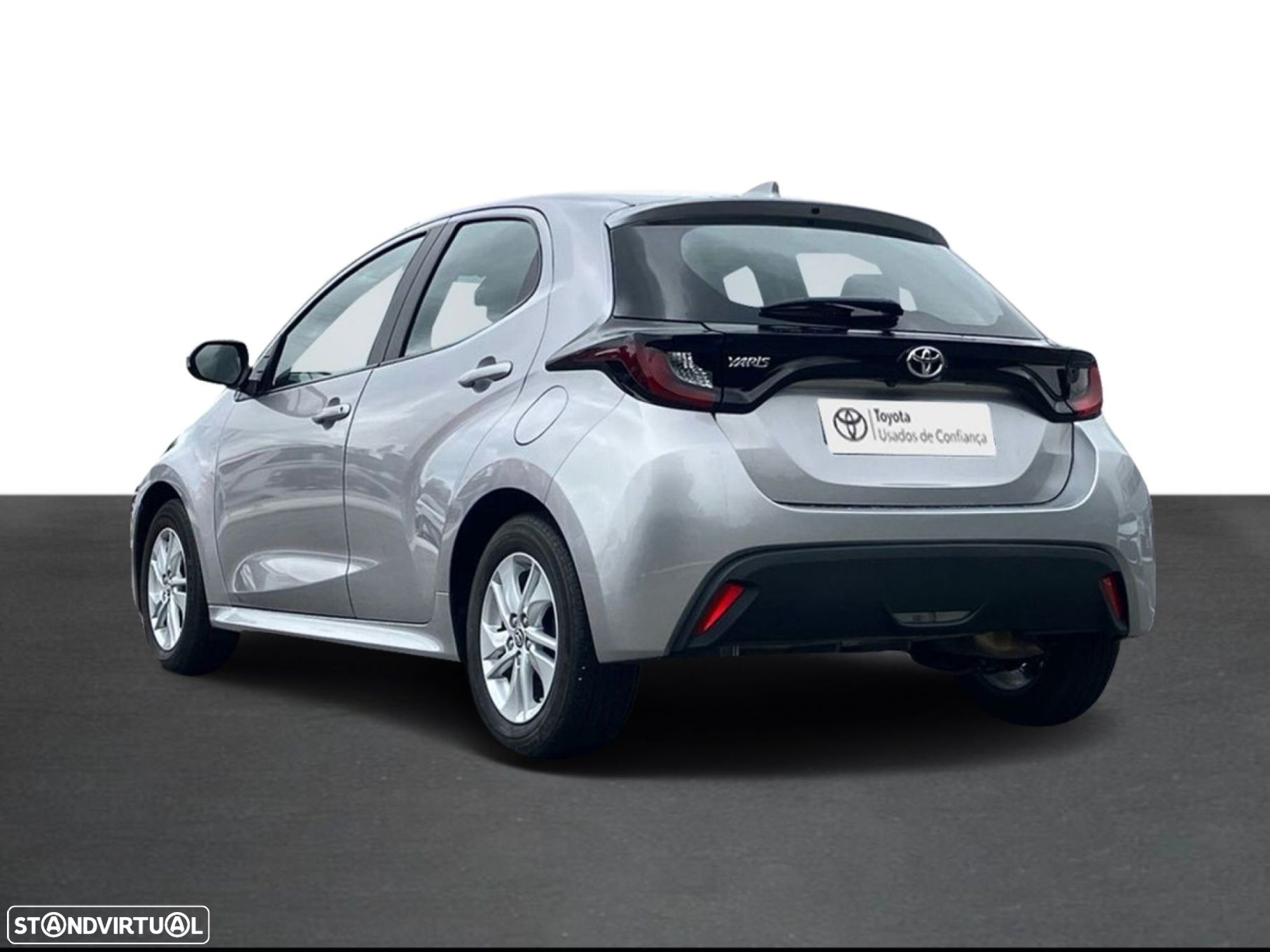 Toyota Yaris 1.0 VVT-i Comfort Plus - 2