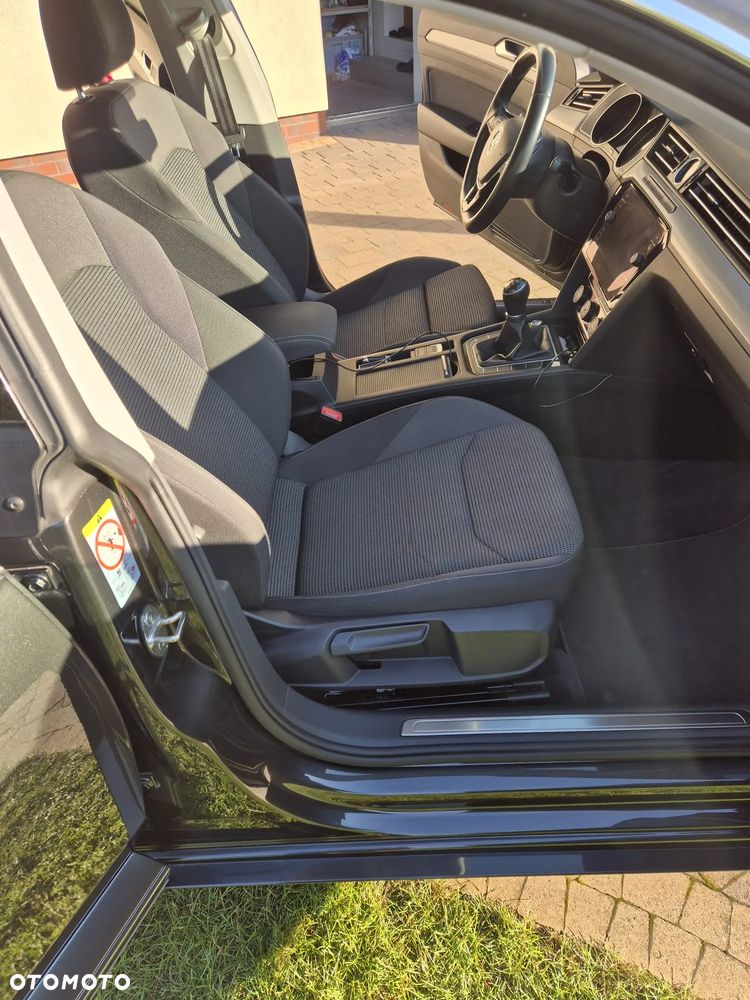 Volkswagen Arteon 2.0 TDI SCR Essence - 9