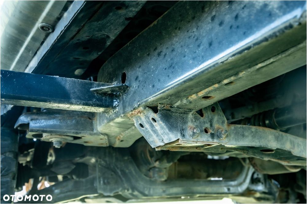 Toyota Hilux 3.0 D-4D SR5 - 14