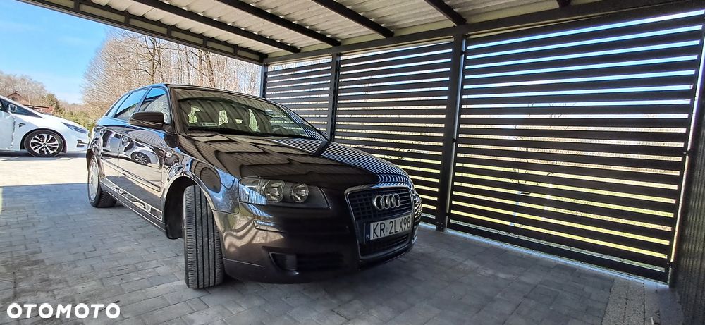 Audi A3 Sportback - 2