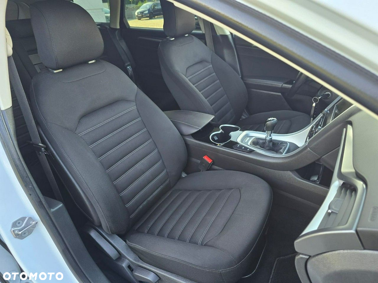 Ford Mondeo - 11
