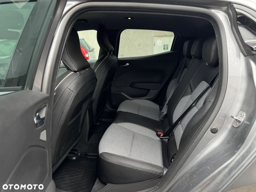 Renault Clio 1.0 TCe Techno - 18