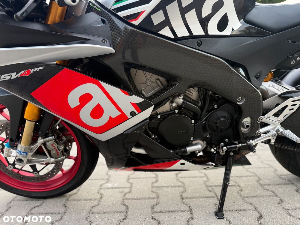 Aprilia RSV - 21