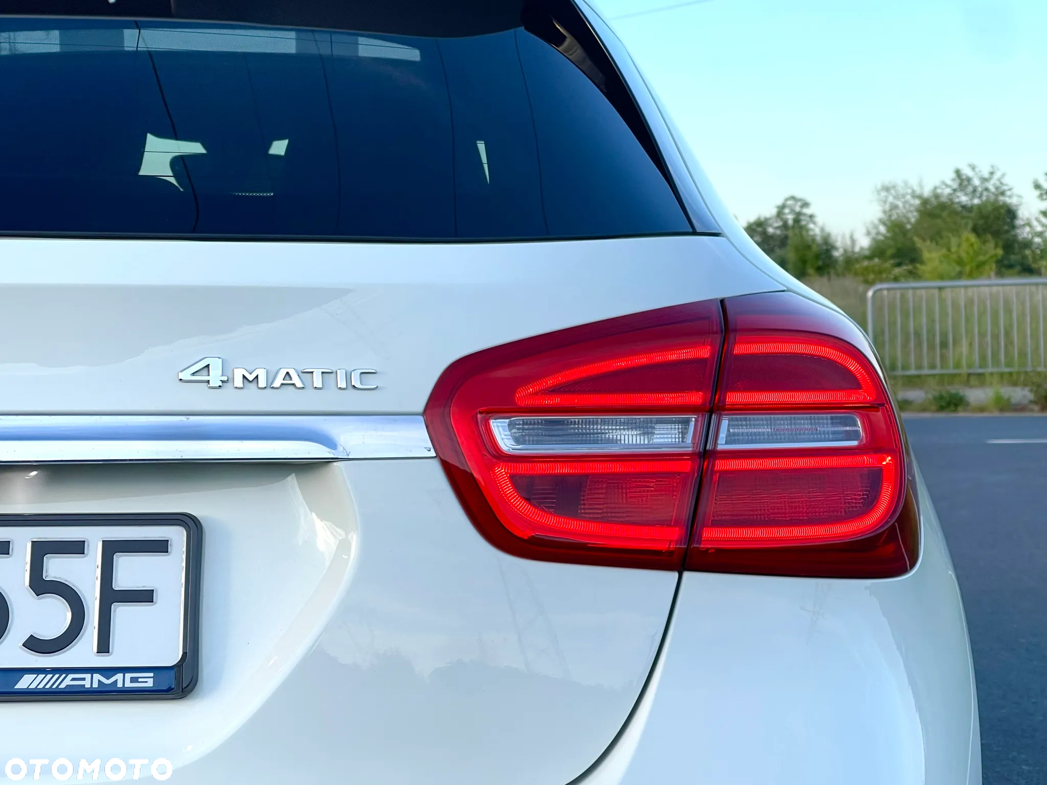 Mercedes-Benz GLA 250 4-Matic - 9