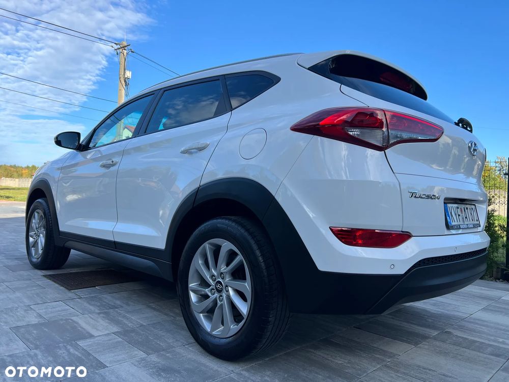 Hyundai Tucson blue 1.6 GDi 2WD Passion - 16