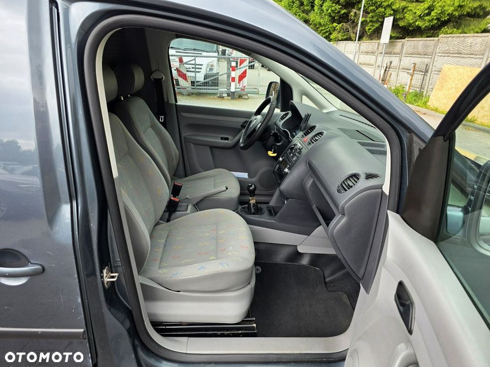 Volkswagen Caddy - 18