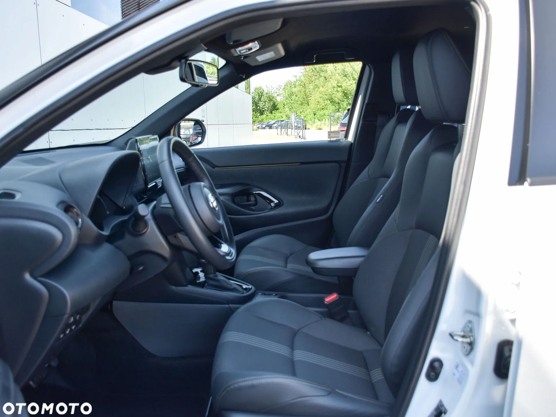 Toyota Yaris Cross Hybrid 1.5 Adventure - 23