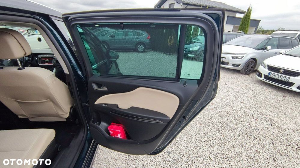 Opel Zafira - 33