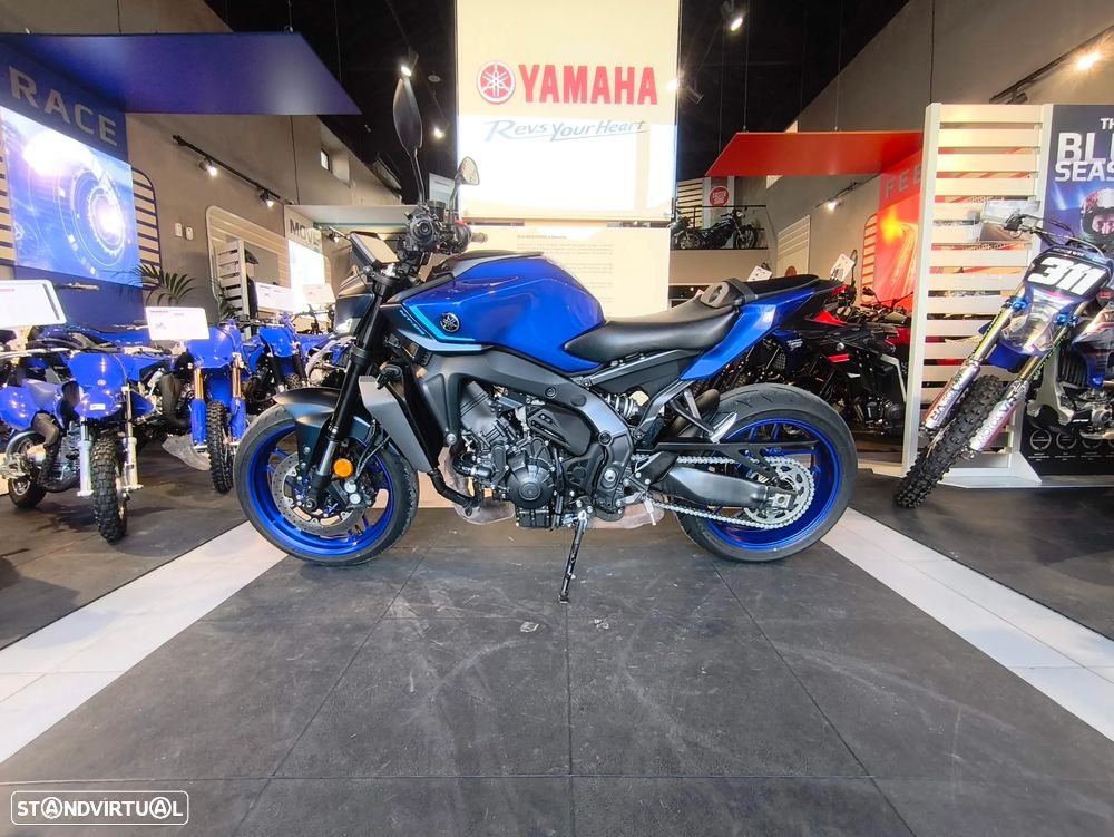 Yamaha MT-09 Y-AMT - 8