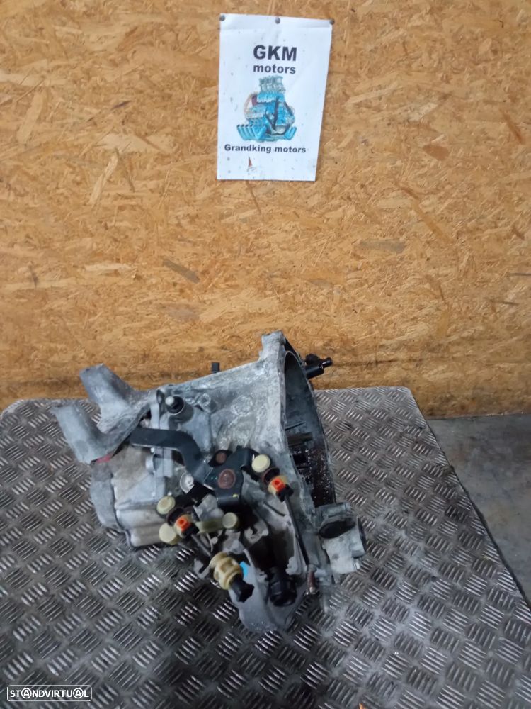 Caixa de velocidades Citroen C5 1.6Hdi REF: 20DM65 - 6