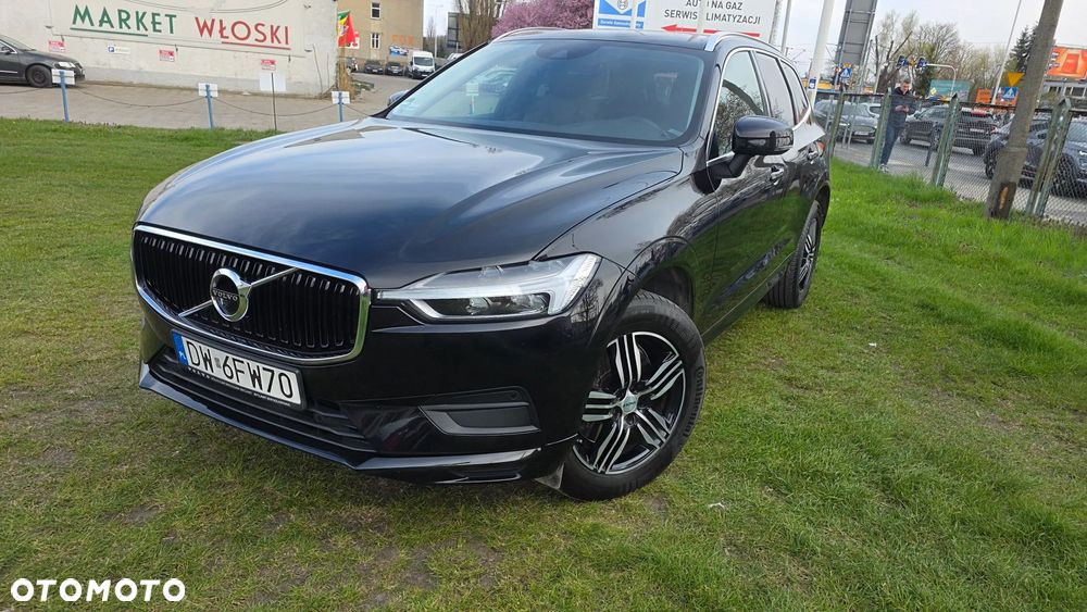 Volvo XC 60 T5 Momentum Pro - 3