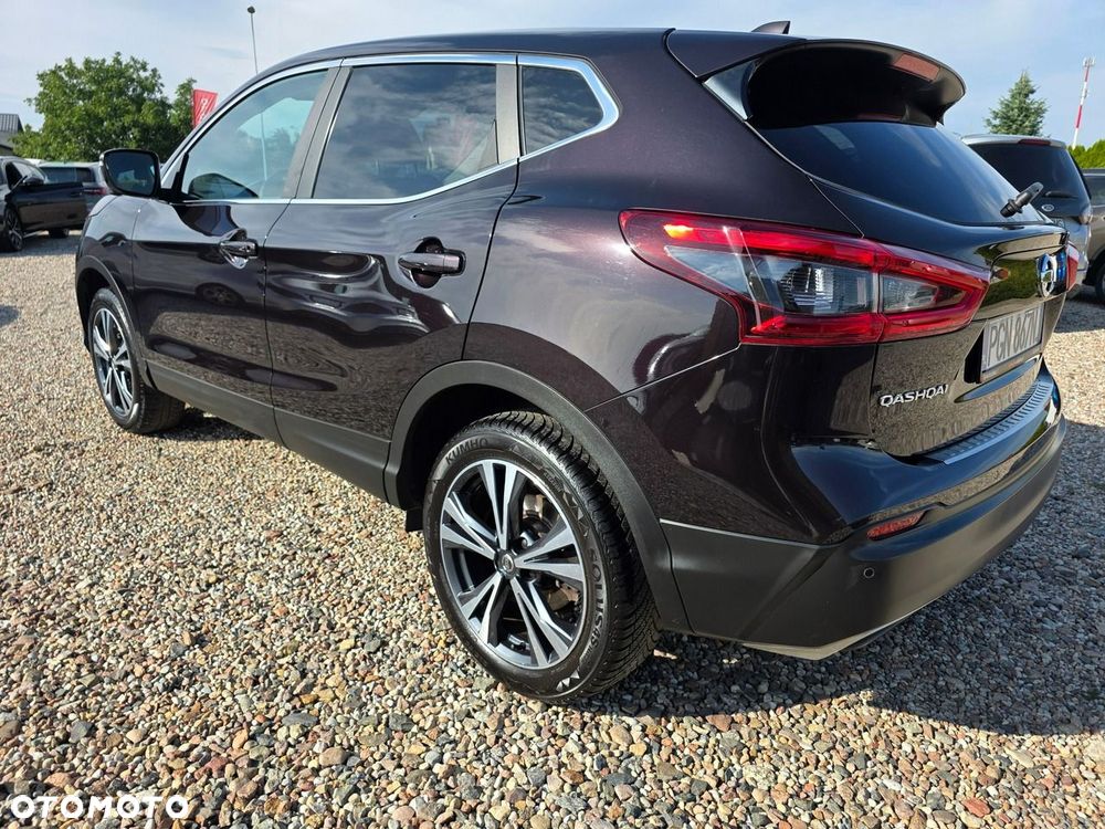 Nissan Qashqai 1.5 dCi N-Connecta - 11