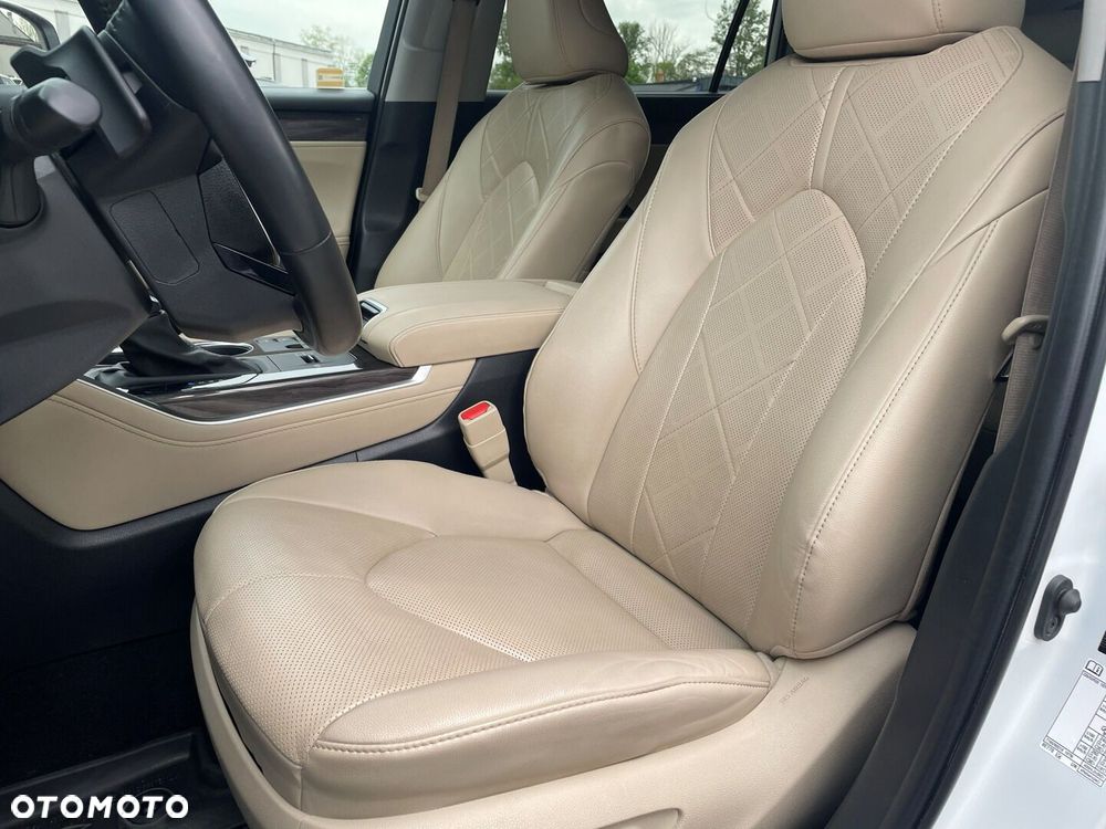 Toyota Highlander - 11