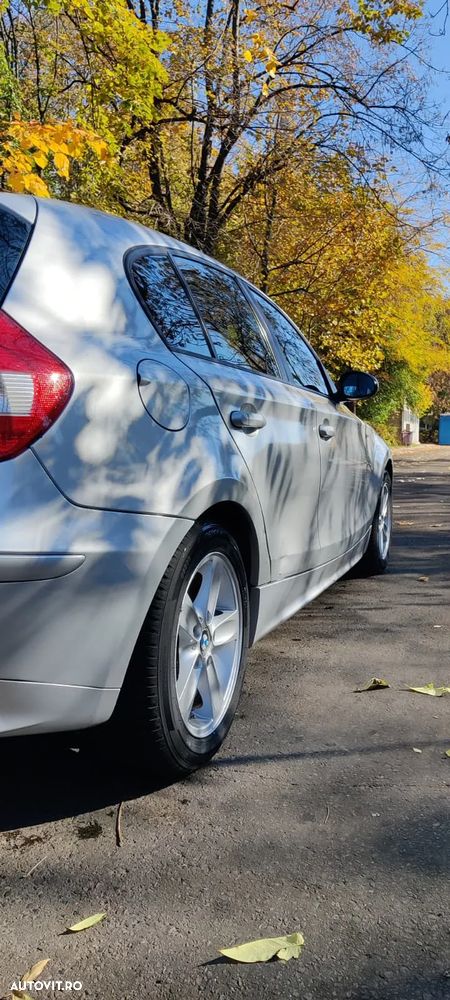 BMW Seria 1 120d - 12