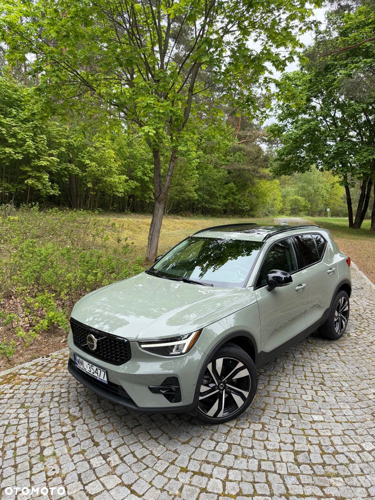 Volvo XC 40 B5 B AWD Ultimate Dark - 1