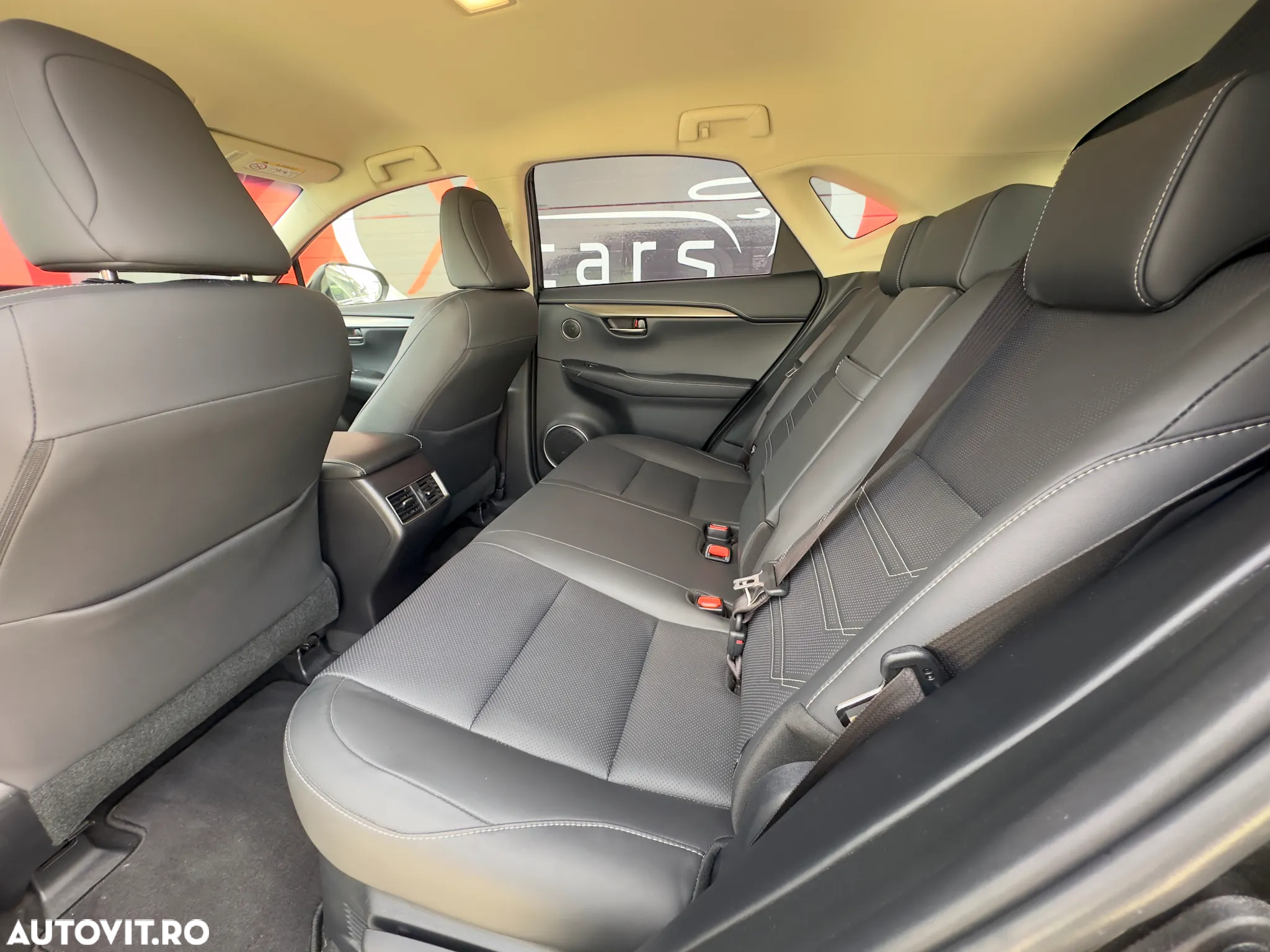 Lexus Seria NX 300h AWD Executive Plus - 10