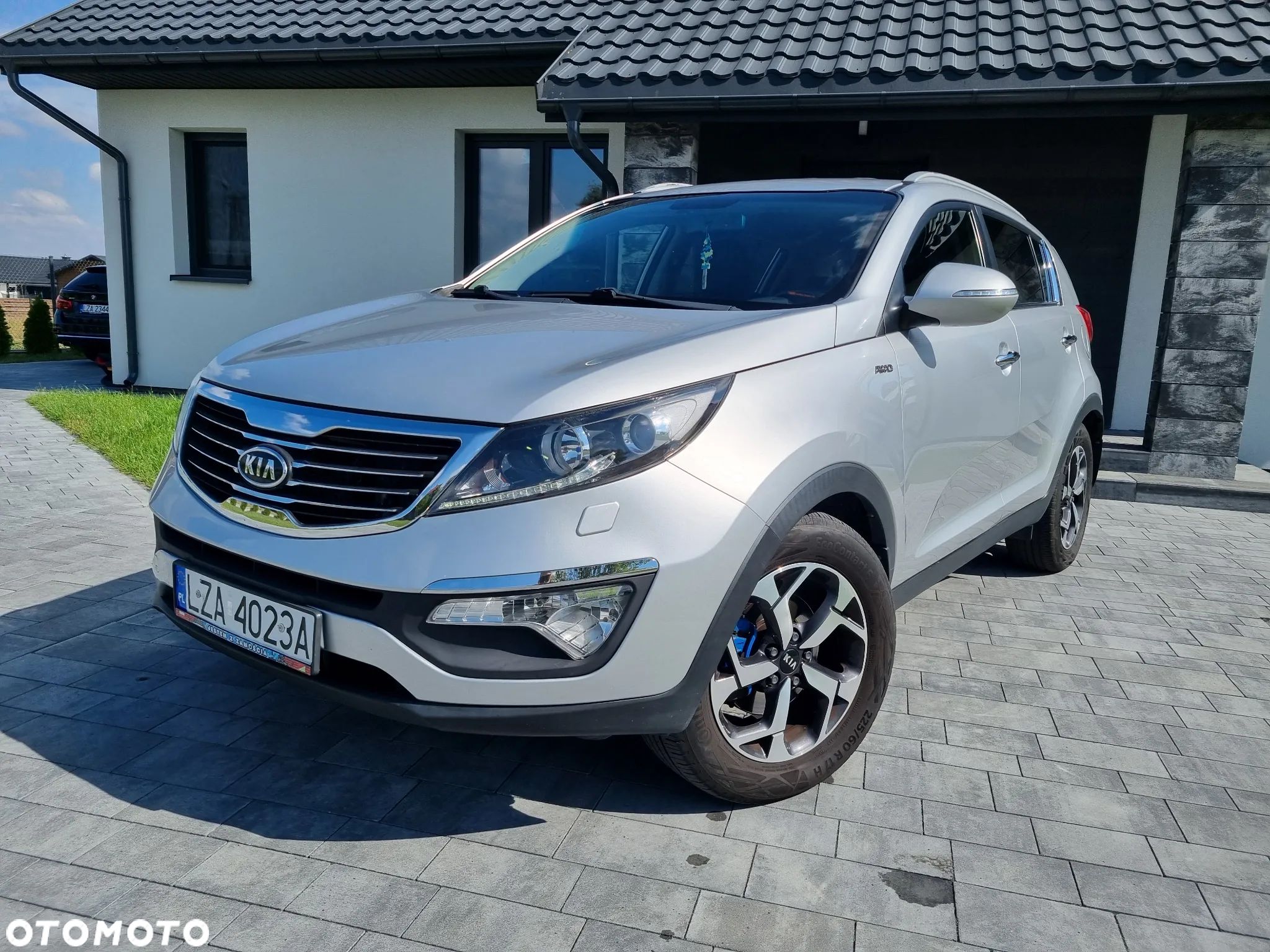 Kia Sportage 2.0 CRDI XL - 1