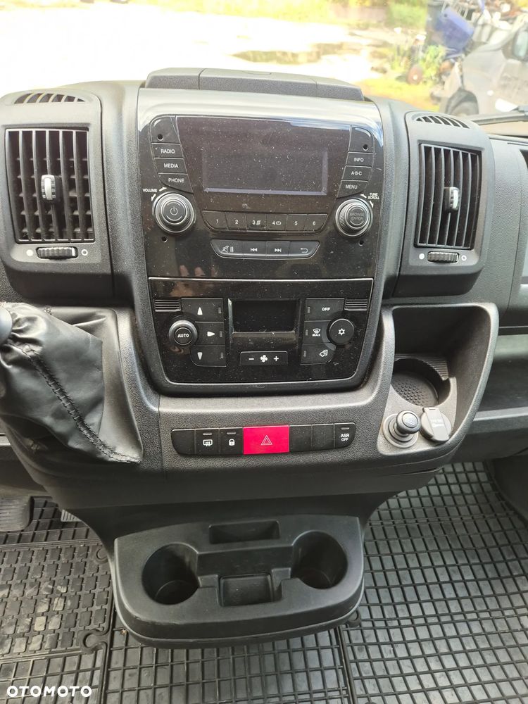 Peugeot Boxer - 25