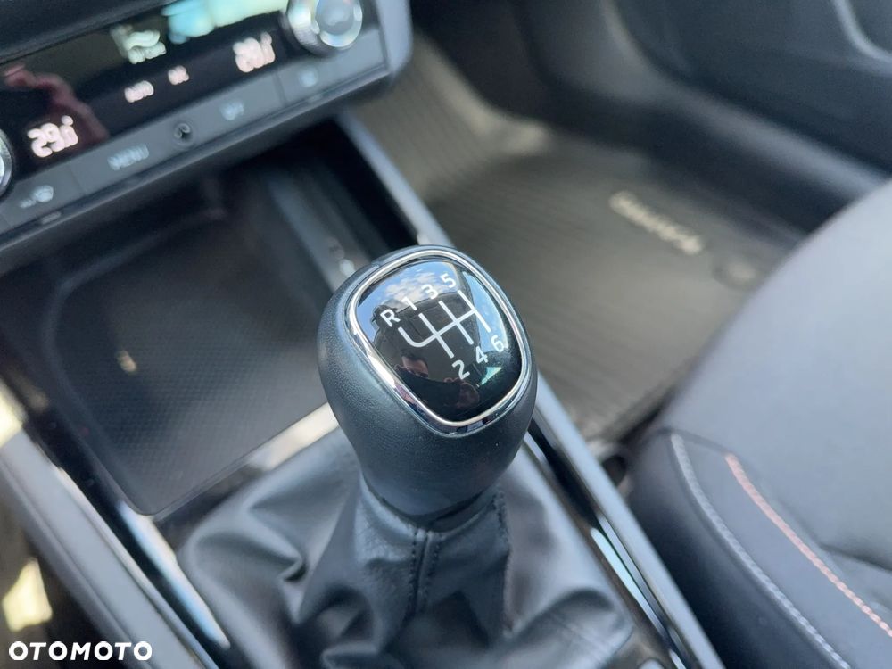 Skoda Kamiq 1.0 TSI Ambition - 19