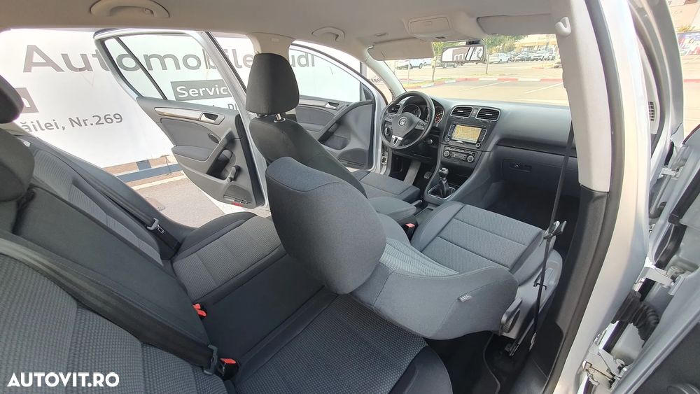 Volkswagen Golf 2.0 TDI DPF Comfortline - 24