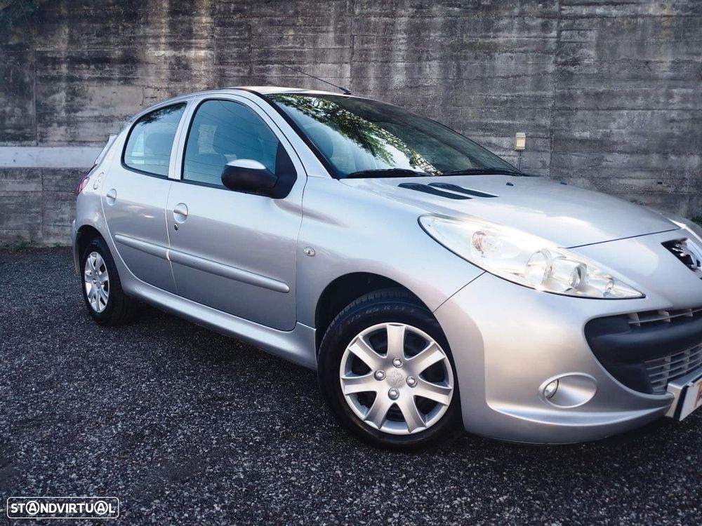 Peugeot 206+ 1.1 Urban - 11