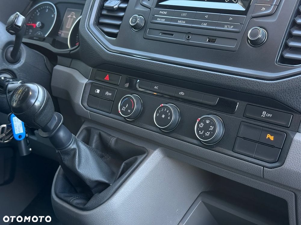 Volkswagen Crafter 4x4 4Motion / L3 H2 Średni-Wysoki / Salon Polska / 2.0 TDI 140KM / MODEL 2019 / Przebieg tylko 199.675KM - 25