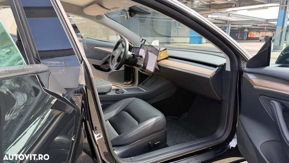 Tesla Model 3 Long Range AWD Premium - 10